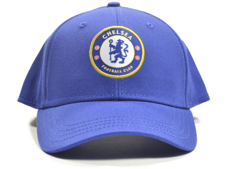 czapka z daszkiem chelsea londyn logo